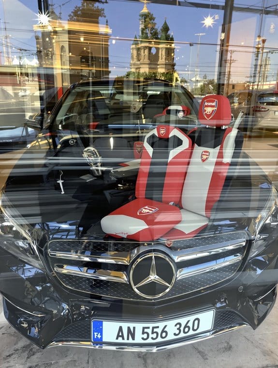 choosing arsenal fc accessories