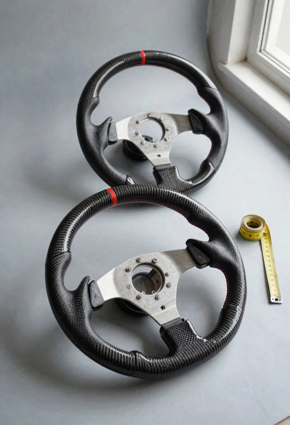 flat bottom vs round wheels
